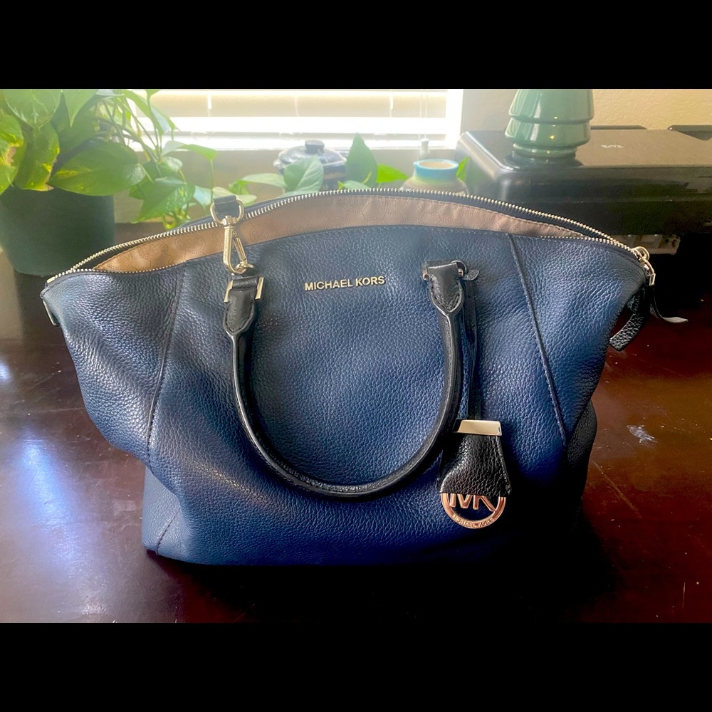 Blue Michael kors bag